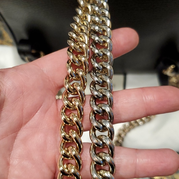 💯% Auth Gucci Soho Chain Backpack - Picture 6 of 8